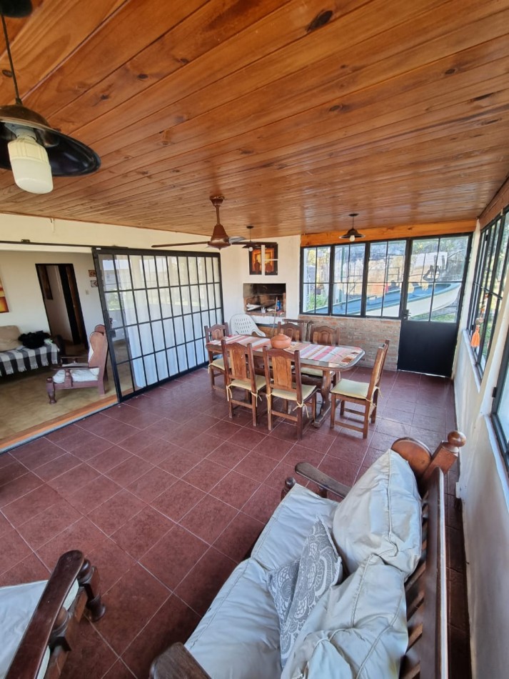 Casa Quinta Arroyo Leyes con vista al rio