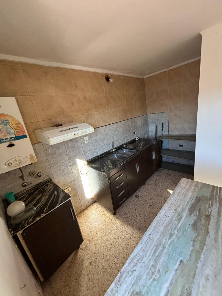 Casa en venta 2 dormitorios en planta baja + Departamento 2 dormitorios Santo Tome (Centro)