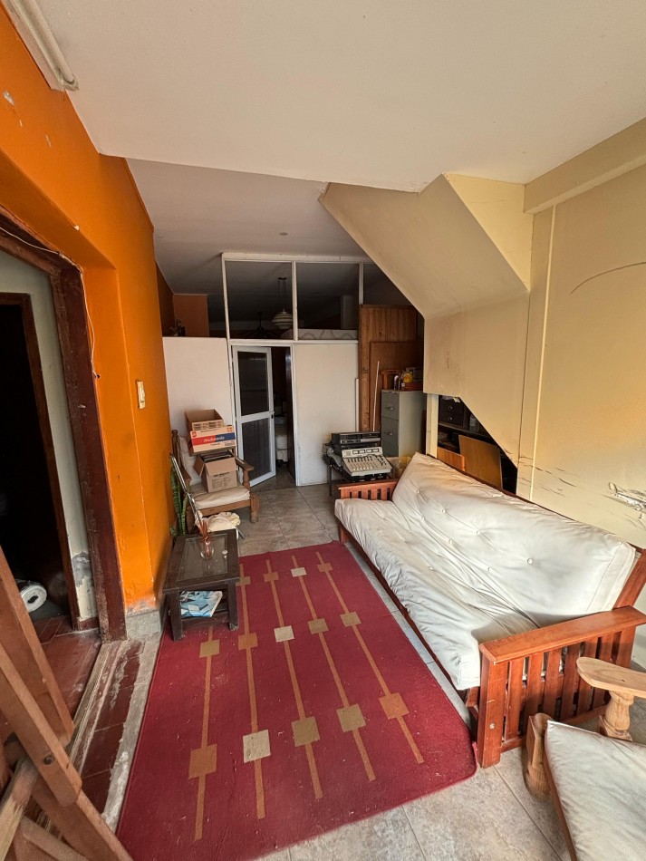 Casa en venta 2 dormitorios en planta baja + Departamento 2 dormitorios Santo Tome (Centro)