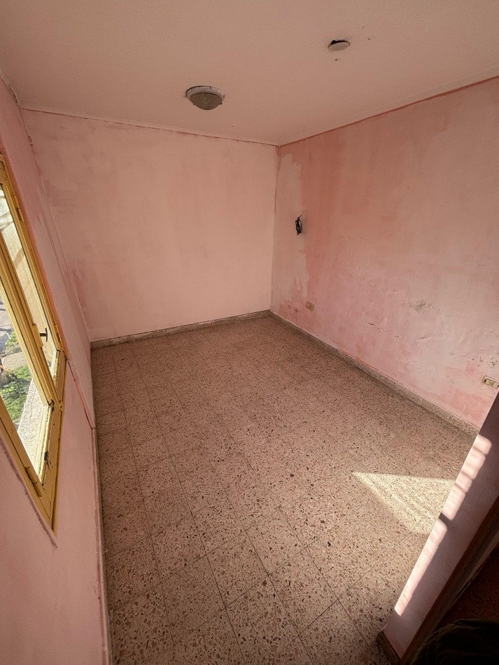 Casa en venta 2 dormitorios en planta baja + Departamento 2 dormitorios Santo Tome (Centro)