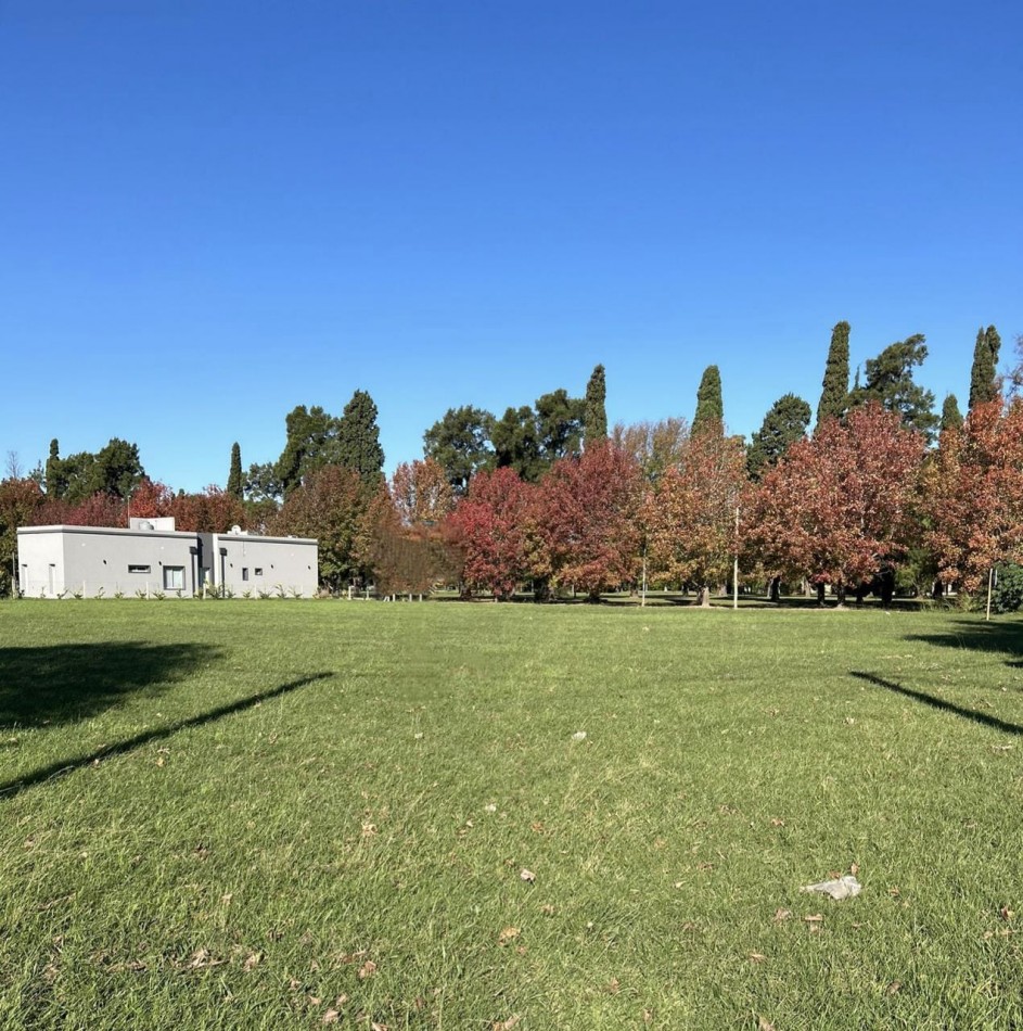 Lote 600m2 en Country Club Los Molinos