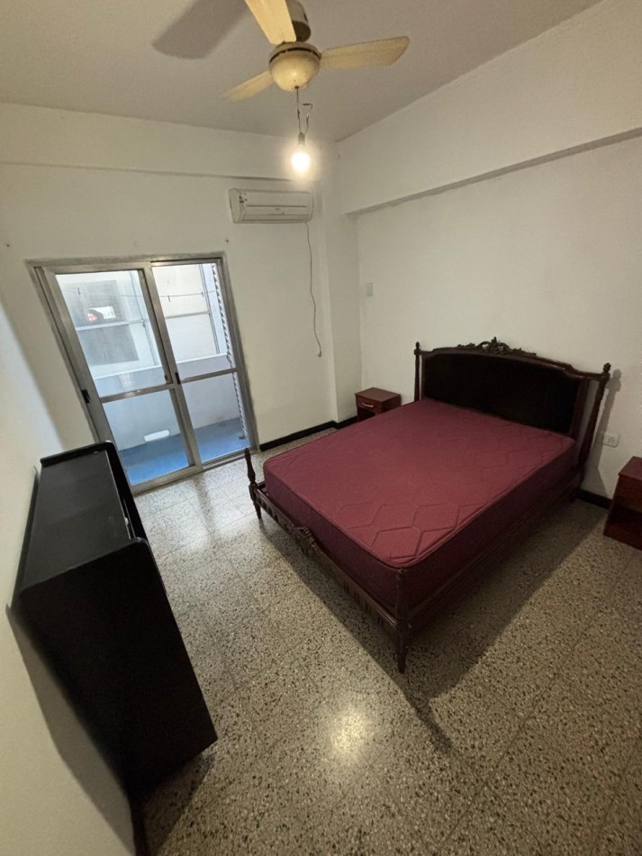 Departamento dos dormitorios amoblado Al frente pleno microcentro
