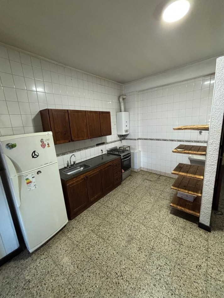 Departamento dos dormitorios amoblado Al frente pleno microcentro