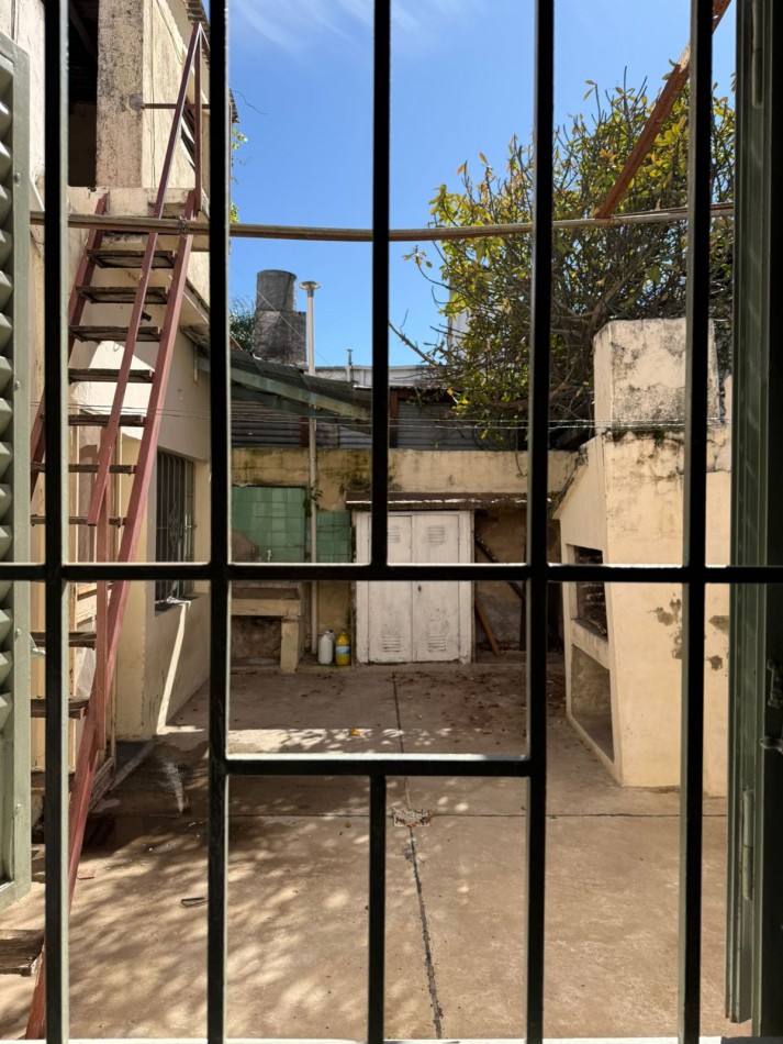 CASA 3 DORMITORIOS EN ALQUILER 