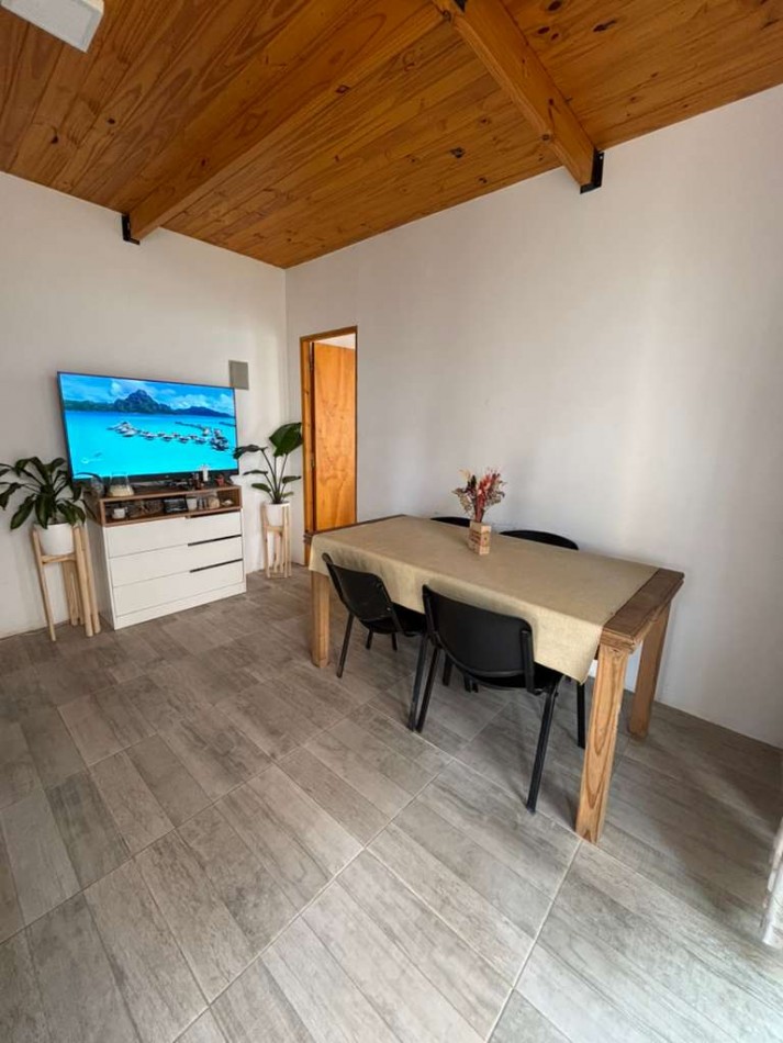 Casa nueva de 1 dormitorio con lote 300m2