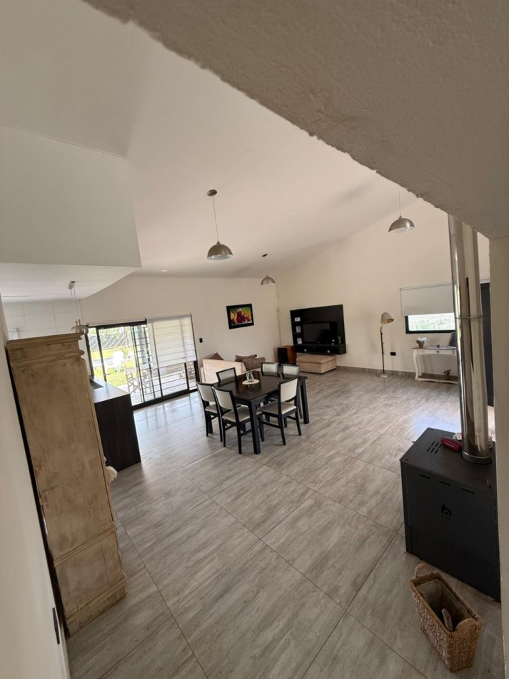 Casa 3 dormitorios en Lago del Leyes