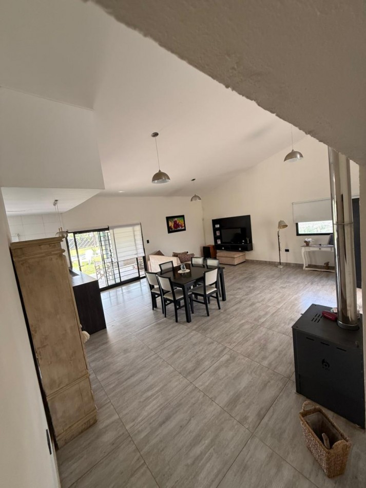 Casa 3 dormitorios en Lago del Leyes