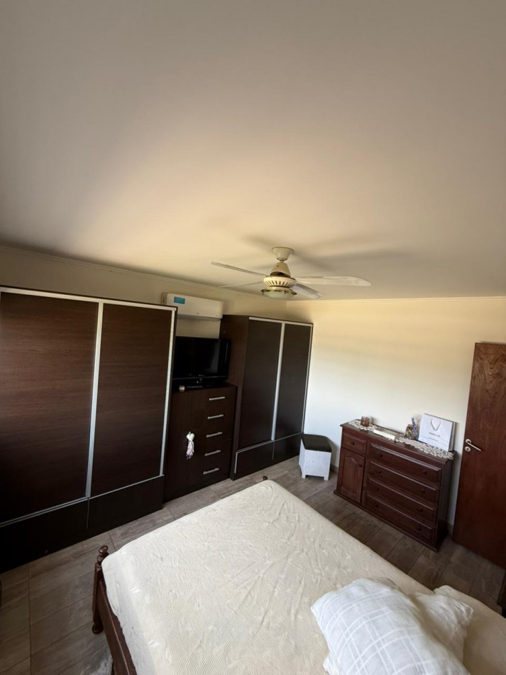 Casa 3 dormitorios en Lago del Leyes