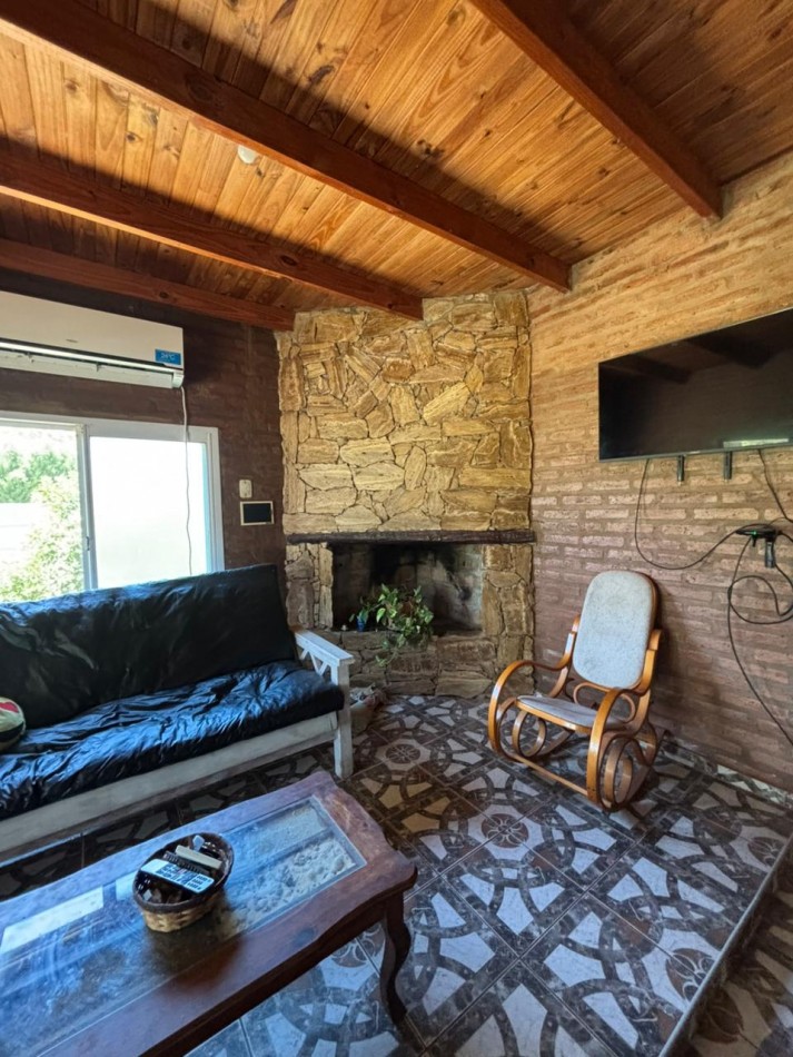 Casa con amplio terreno y parque - Ruta 1, Km 17 (Arroyo Leyes)