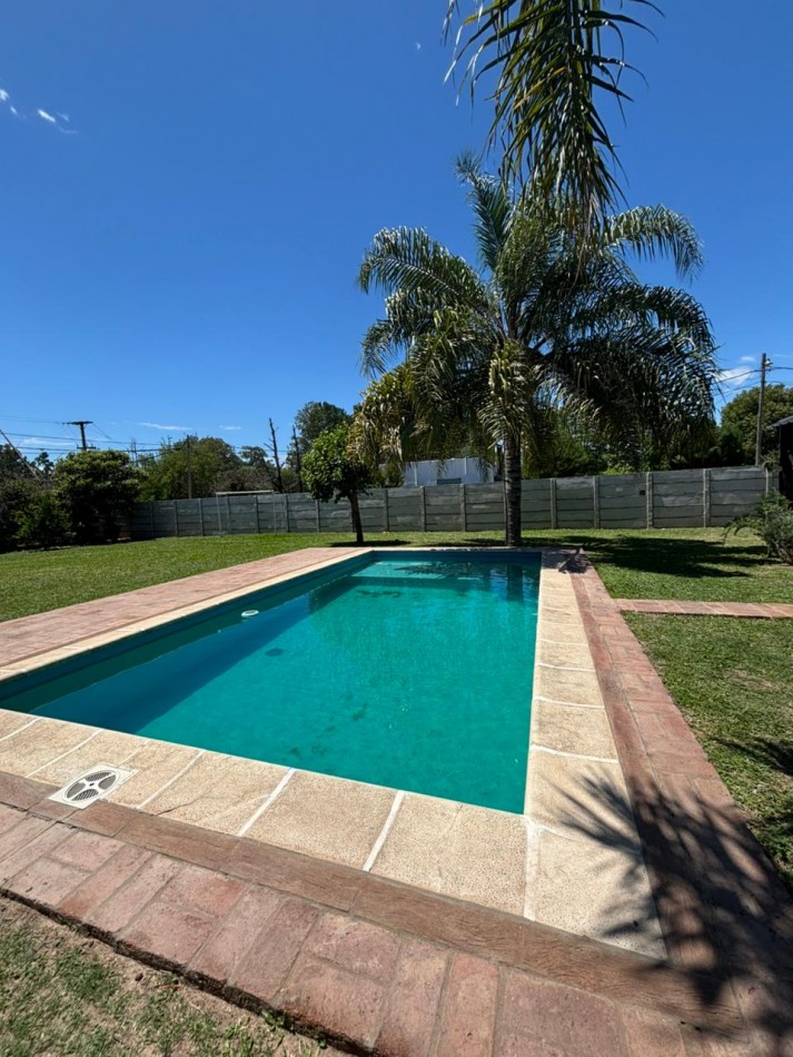 Casa con amplio terreno y parque - Ruta 1, Km 17 (Arroyo Leyes)