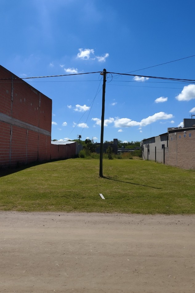 LOTE EN VENTA - RECREO "BARRIO LAS MERCEDES"