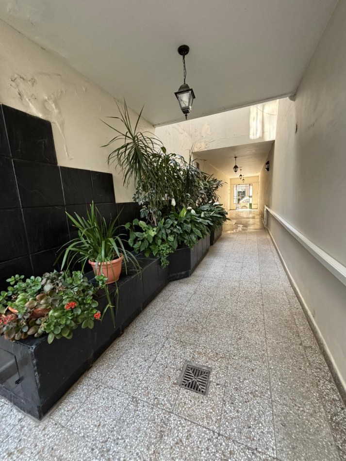 Departamento interno de 2 dormitorios en plena zona centrica