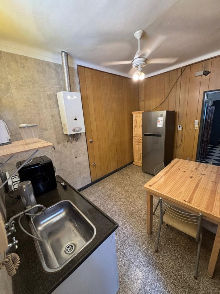 Departamento interno de 2 dormitorios en plena zona centrica