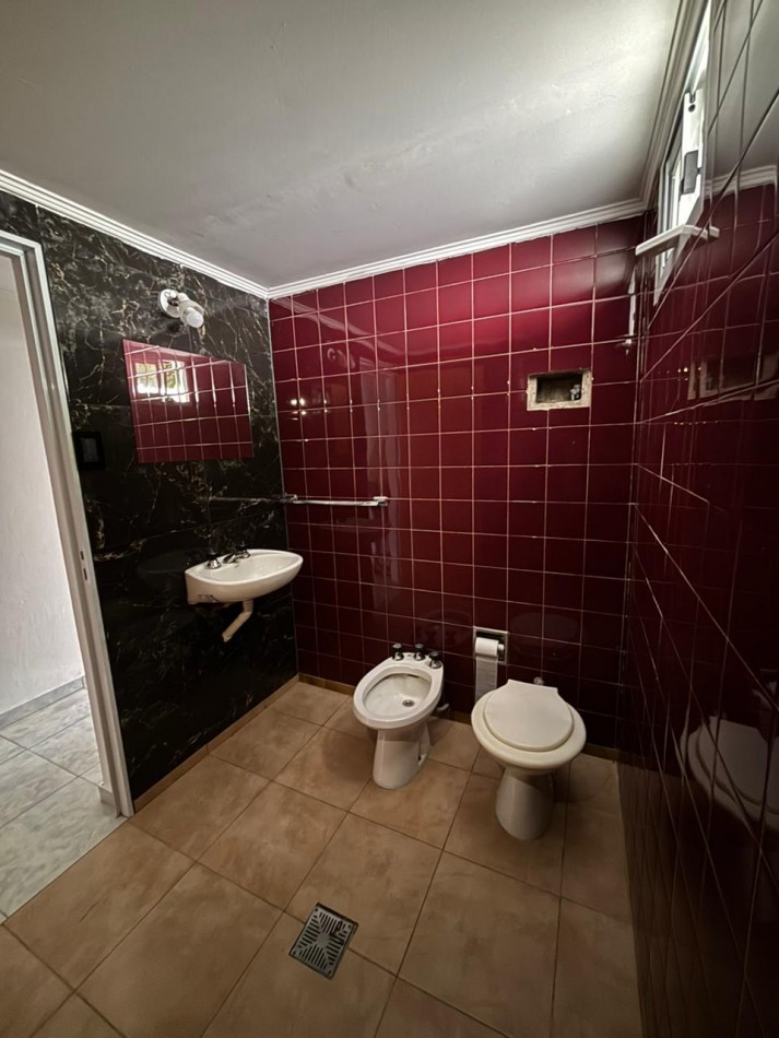 Casa al frente + Departamento interno | Barrio Mayoraz