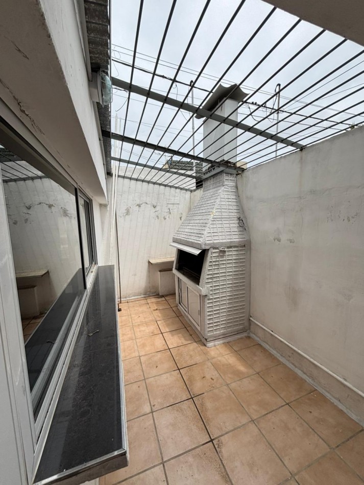 Casa al frente + Departamento interno | Barrio Mayoraz