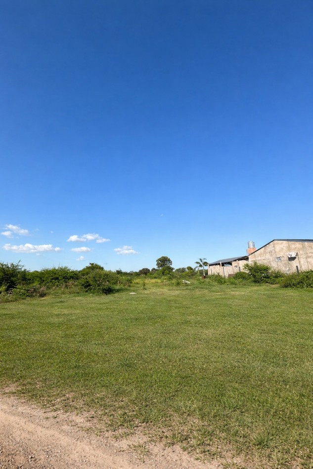 ¡OPORTUNIDAD UNICA: 1680 m2 DE PURO POTENCIAL EN ARROYO LEYES!