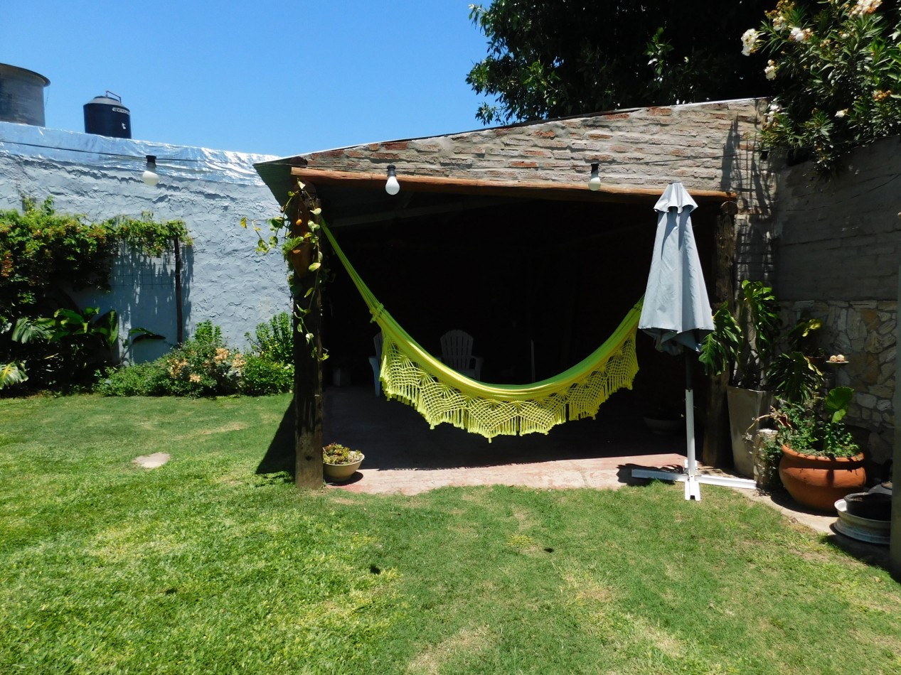 Casa interna de 3 dormitorios con piscina - Guadalupe Oeste