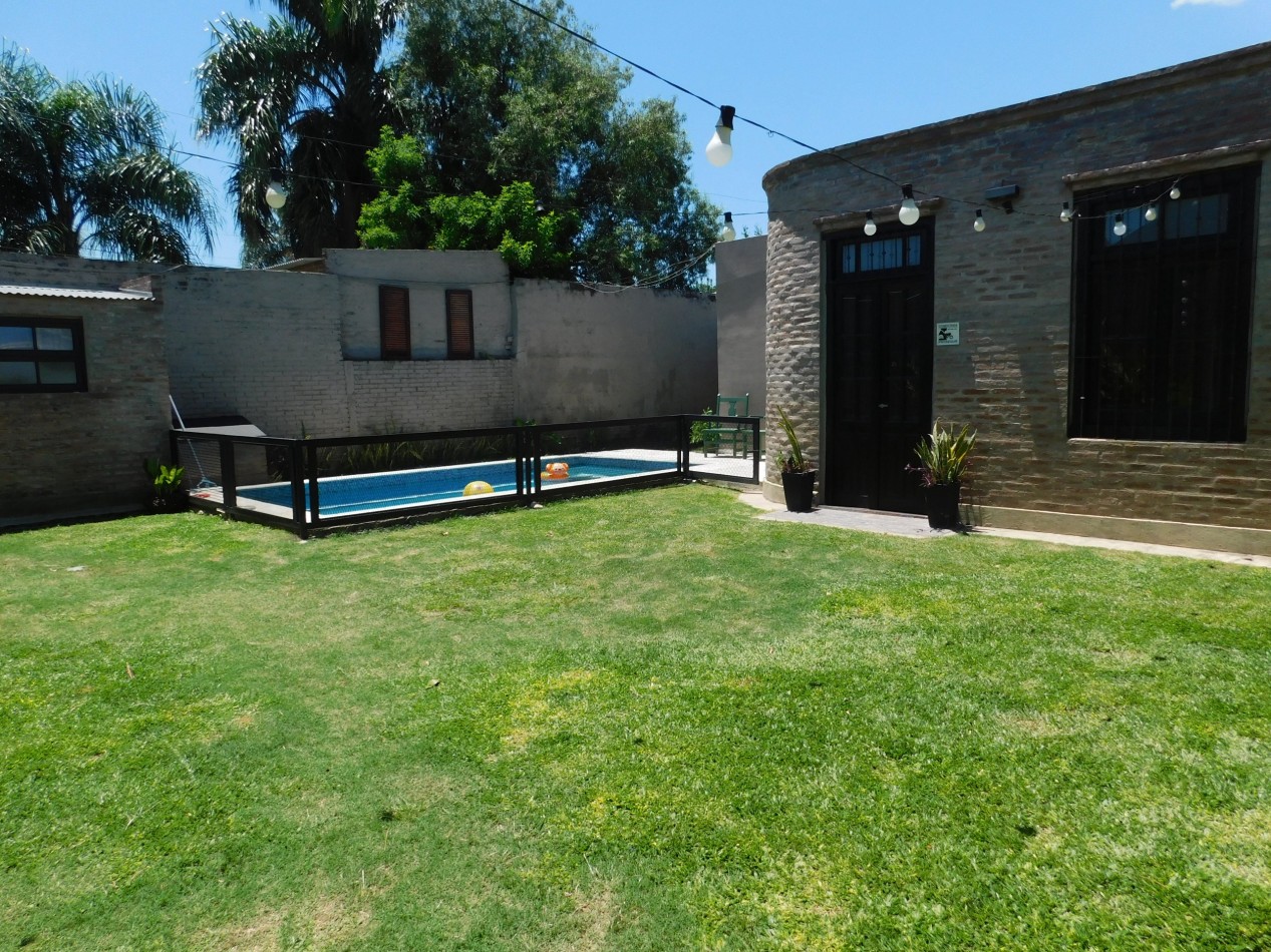 Casa interna de 3 dormitorios con piscina - Guadalupe Oeste