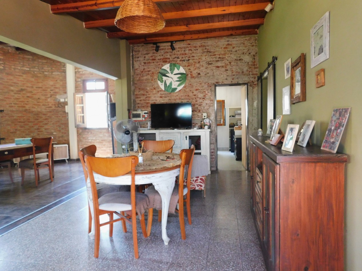 Casa interna de 3 dormitorios con piscina - Guadalupe Oeste