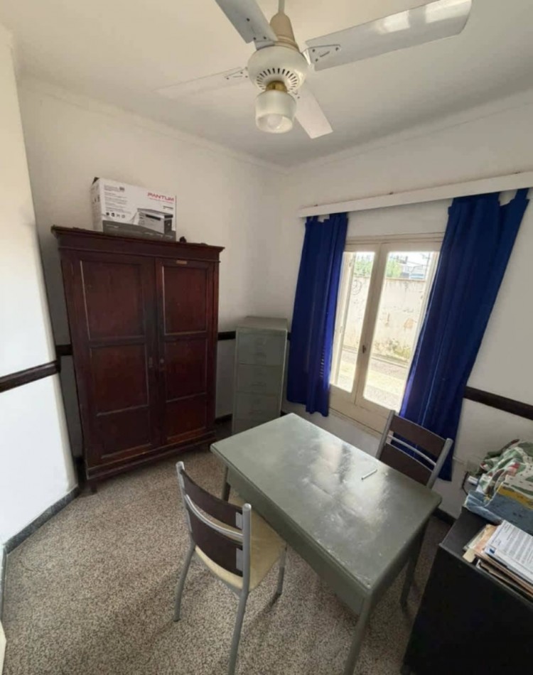 VENDE CASA C/ LOCAL COMERCIAL Y DEPARTAMENTO