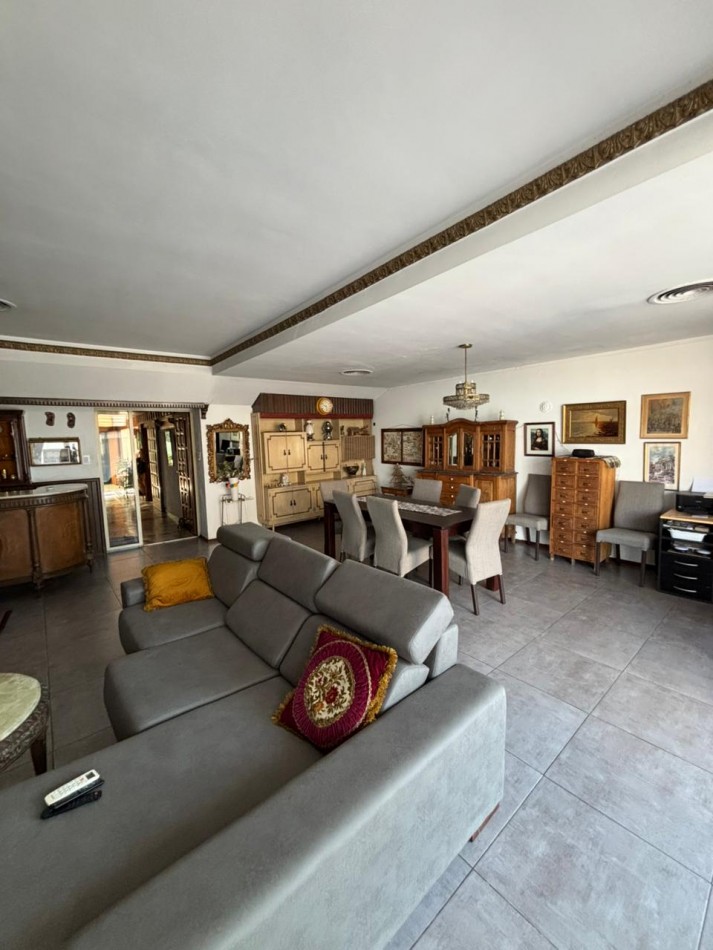 SE VENDE EDIFICIO DEPARTAMENTOS CON LOCAL COMERCIAL