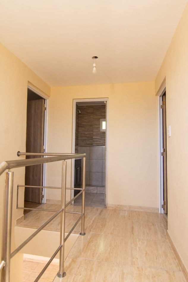 Casa a estrenar de 2 dormitorios - Excelente ubicacion y entorno natural