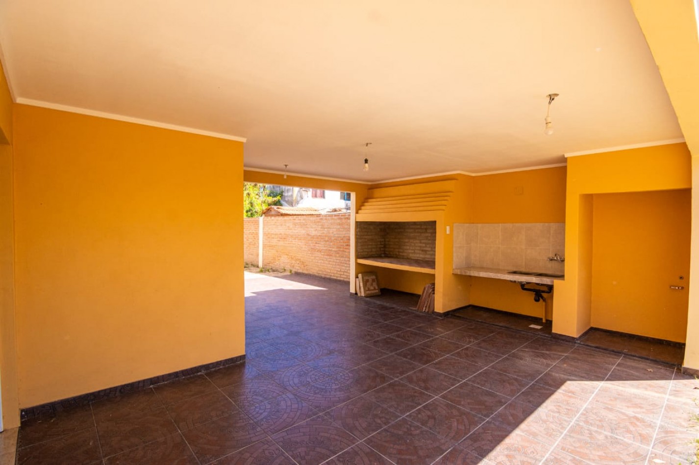 Casa a estrenar de 2 dormitorios - Excelente ubicacion y entorno natural