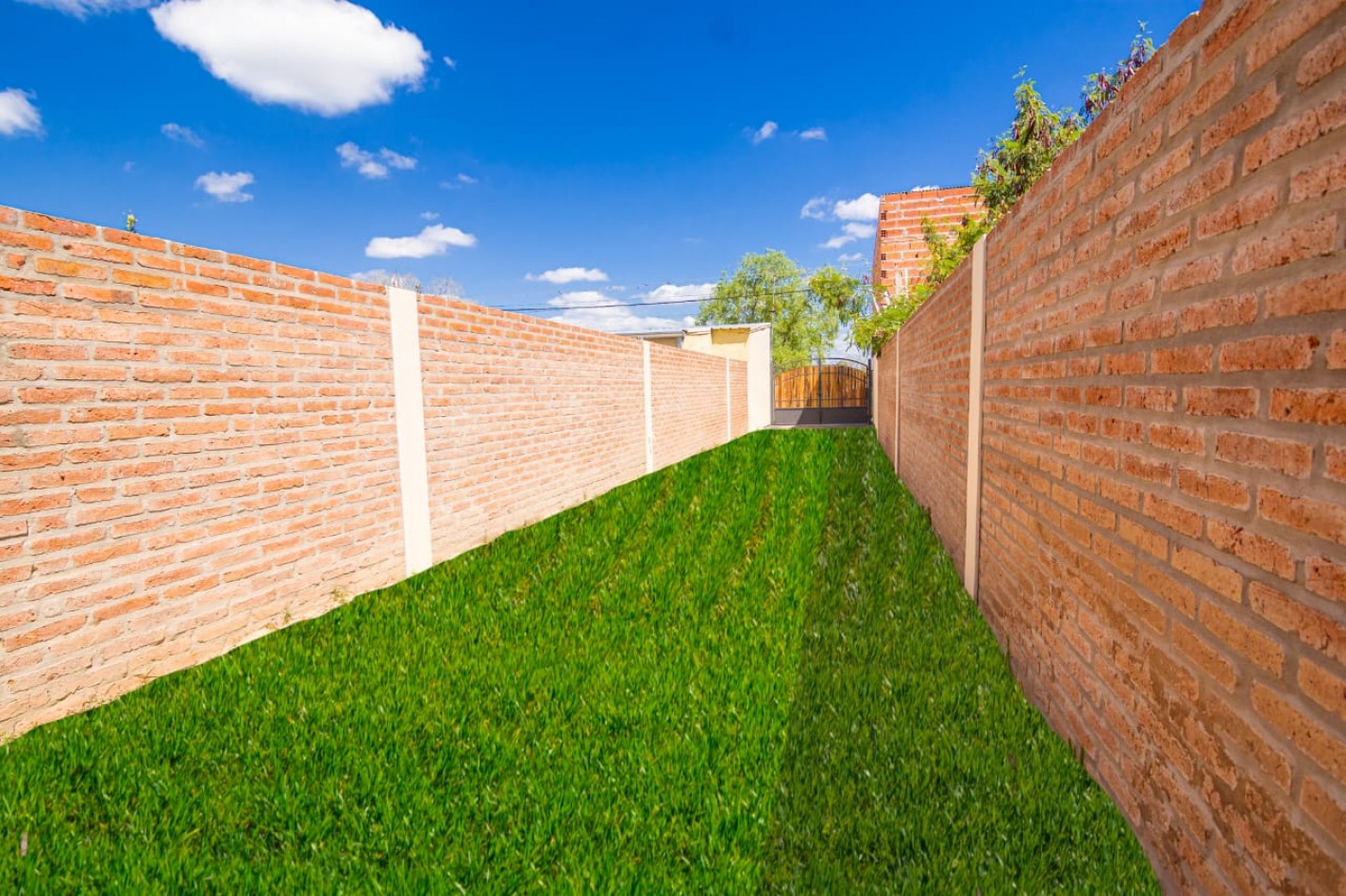 Casa a estrenar de 2 dormitorios - Excelente ubicacion y entorno natural