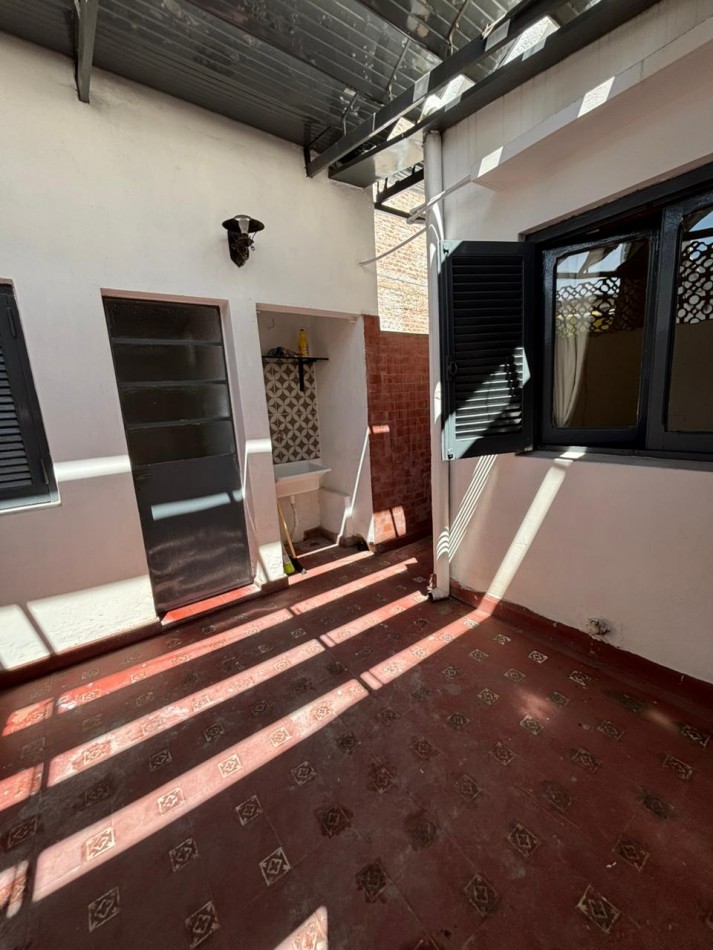 ALQUILER Departamento interno de 2 dormitorios en plena zona centrica