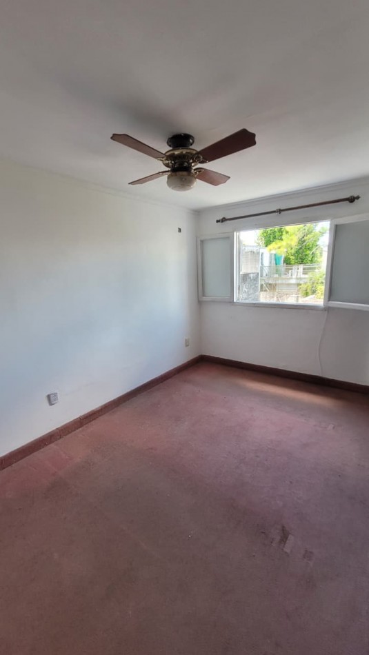 CASA EN VENTA - 3 DORMITORIOS | A MEDIA CUADRA DEL PARQUE GARAY