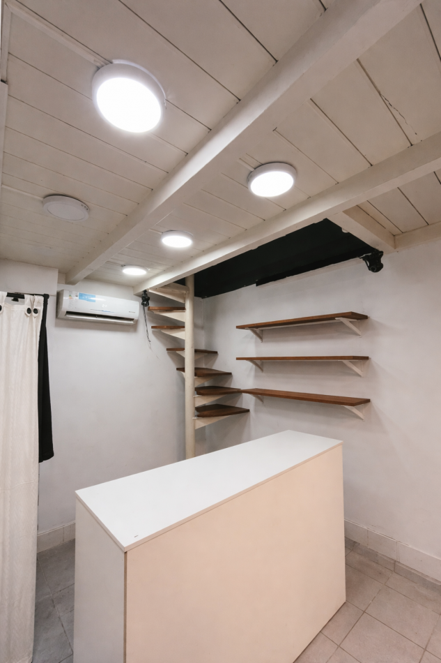 LOCAL COMERCIAL EN VENTA - PEATONAL SANTA FE