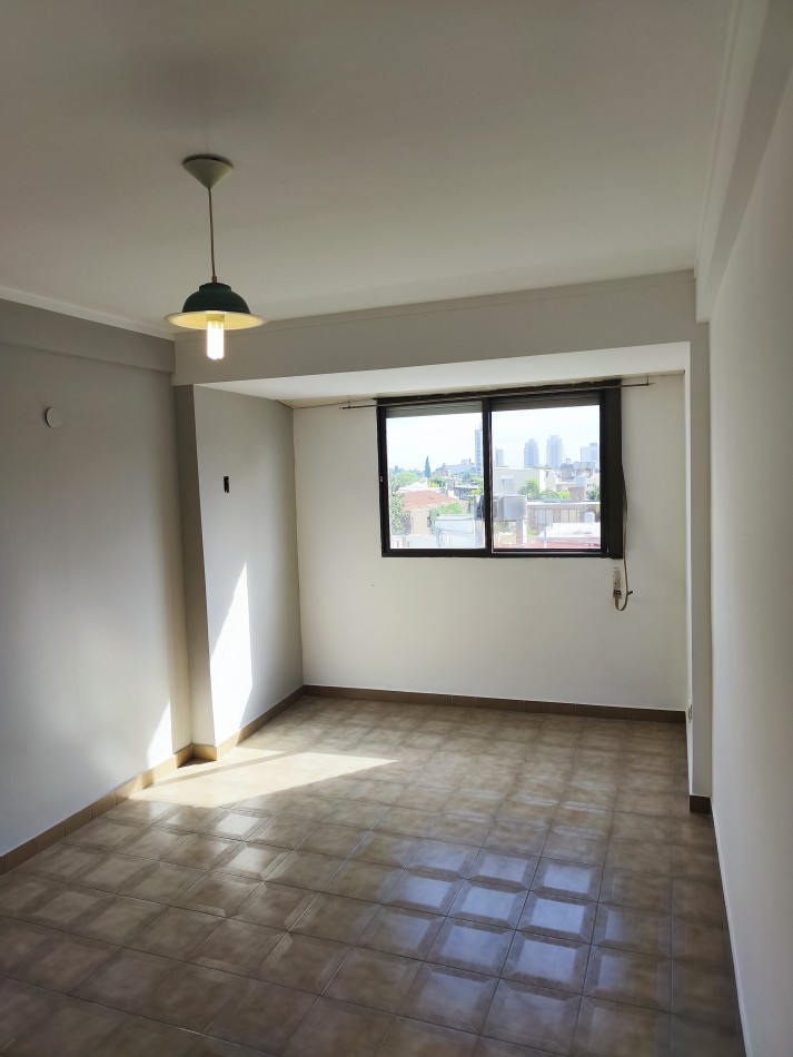 ALQUILER Amplio 3 ambientes con cochera y terrazas - Excelente ubicacion 