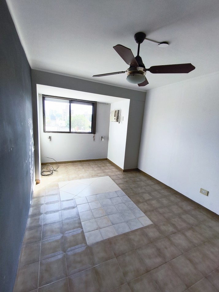 ALQUILER Amplio 3 ambientes con cochera y terrazas - Excelente ubicacion 