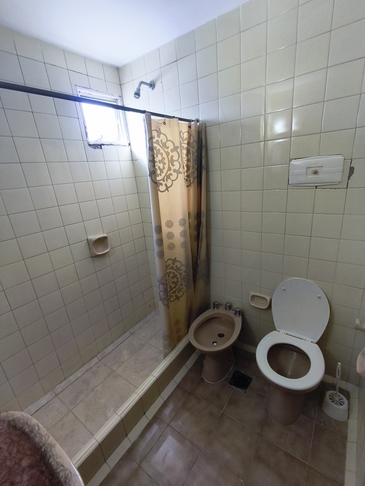 ALQUILER Amplio 3 ambientes con cochera y terrazas - Excelente ubicacion 