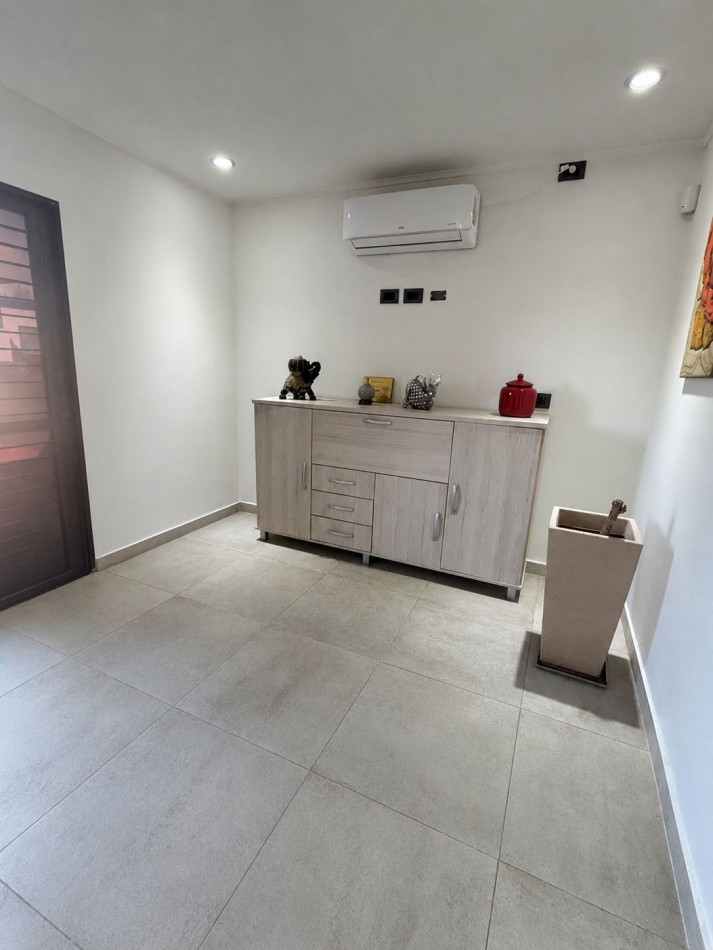 VENTA - ¡Gran oportunidad, Planta alta en el corazon de Guadalupe! CASA PLANTA ALTA