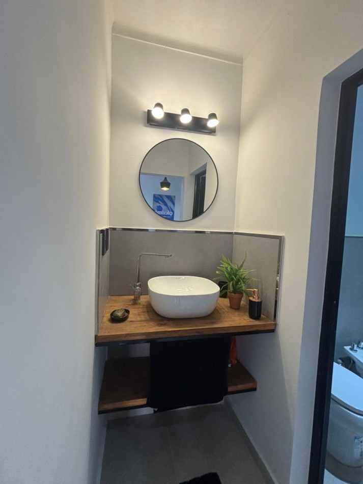 VENTA - ¡Gran oportunidad, Planta alta en el corazon de Guadalupe! CASA PLANTA ALTA