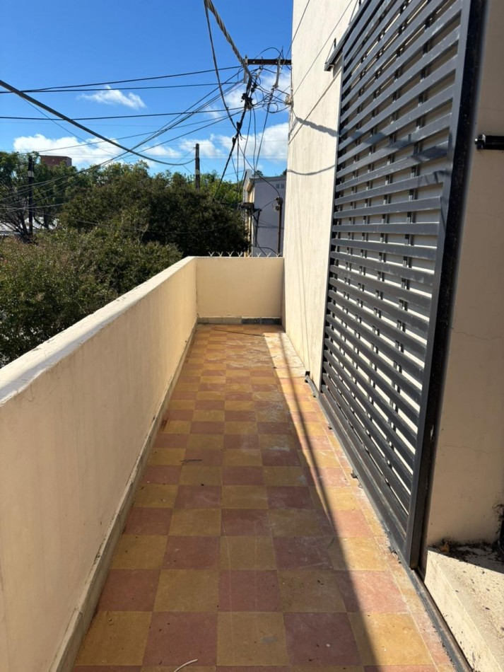 VENTA - ¡Gran oportunidad, Planta alta en el corazon de Guadalupe! CASA PLANTA ALTA
