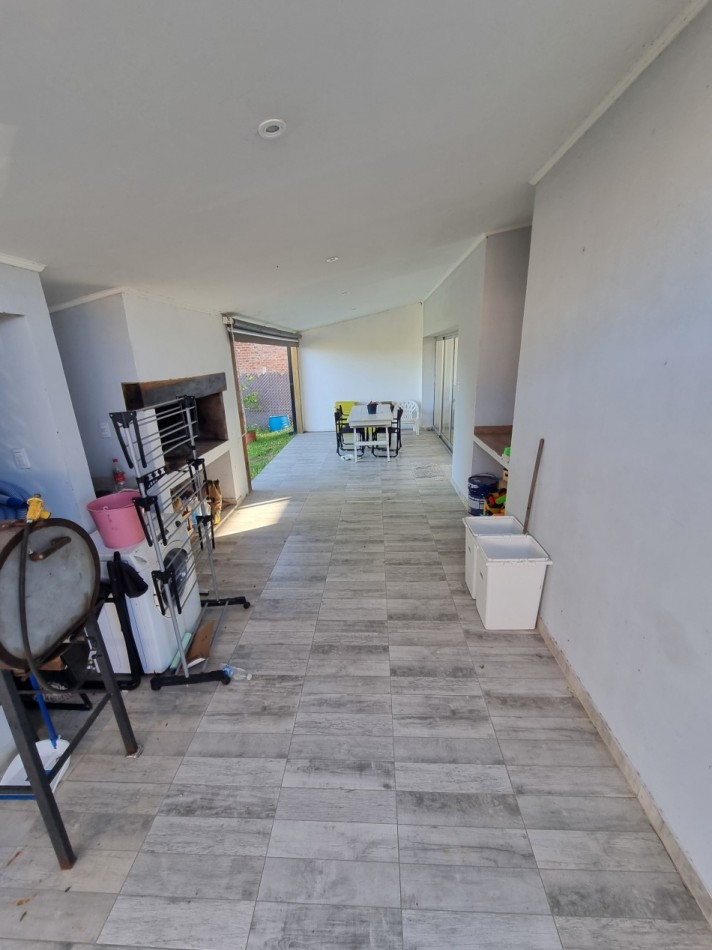 Casa 2 dormitorios Lagos Del Leyes