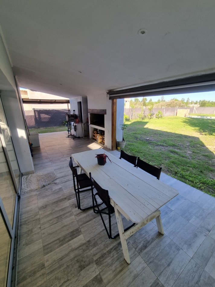 Casa 2 dormitorios Lagos Del Leyes