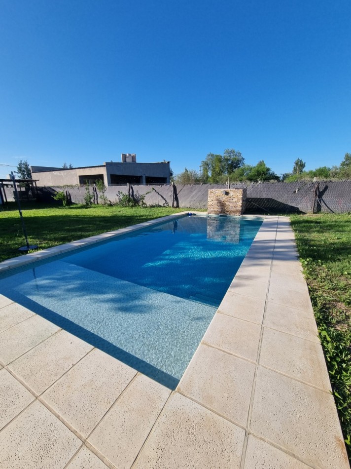 Casa 2 dormitorios Lagos Del Leyes