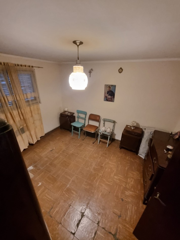 Casa en venta 3 dormitorios, Fomento 9 de julio (Refaccionar)