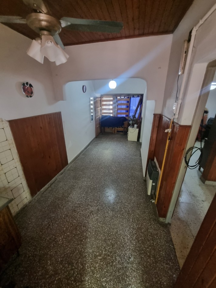 Casa en venta 3 dormitorios, Fomento 9 de julio (Refaccionar)