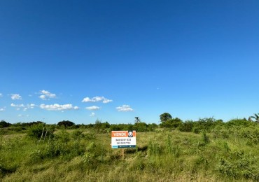 ¡OPORTUNIDAD UNICA: 1680 m2 DE PURO POTENCIAL EN ARROYO LEYES!